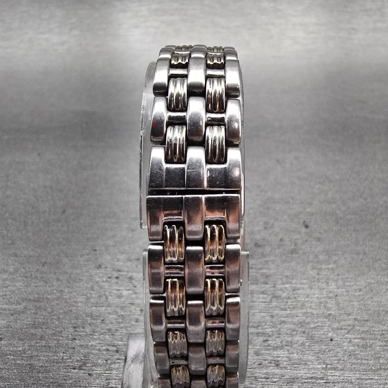 Seiko Watch Women 19mm MOP Dial Silver Tone Rectangle 1N01-0HL0 New Battery VTG7