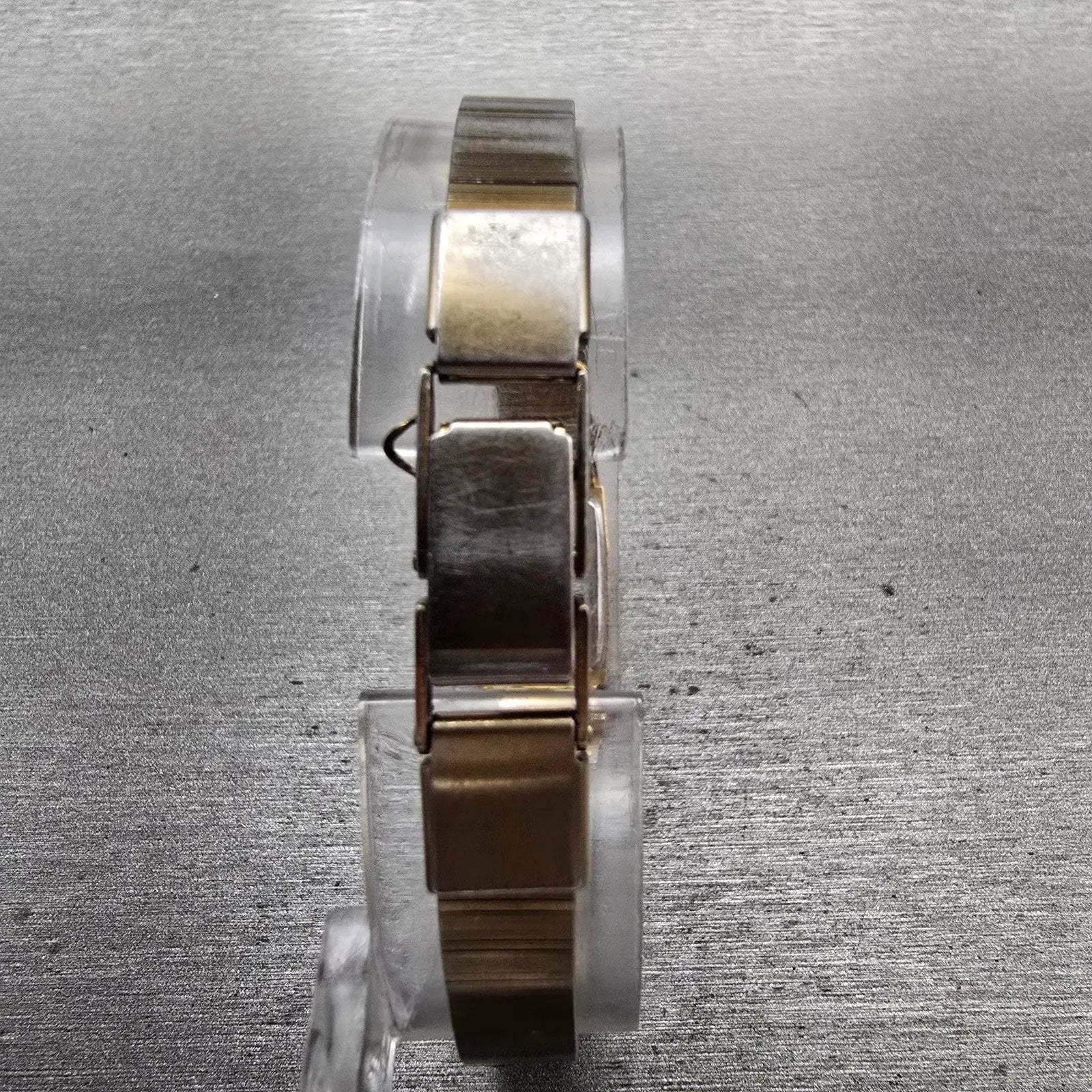 Citizen CQ Watch Women 12mm Black Dial Gold Tone Rectangle 2250-226224 New Batt7