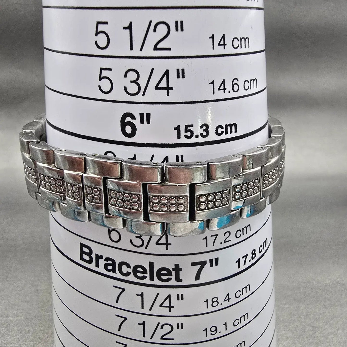 Bulova Watch Women 30mm MOP Dial Silver Tone Gemmed Round 96L116 New Battery F9