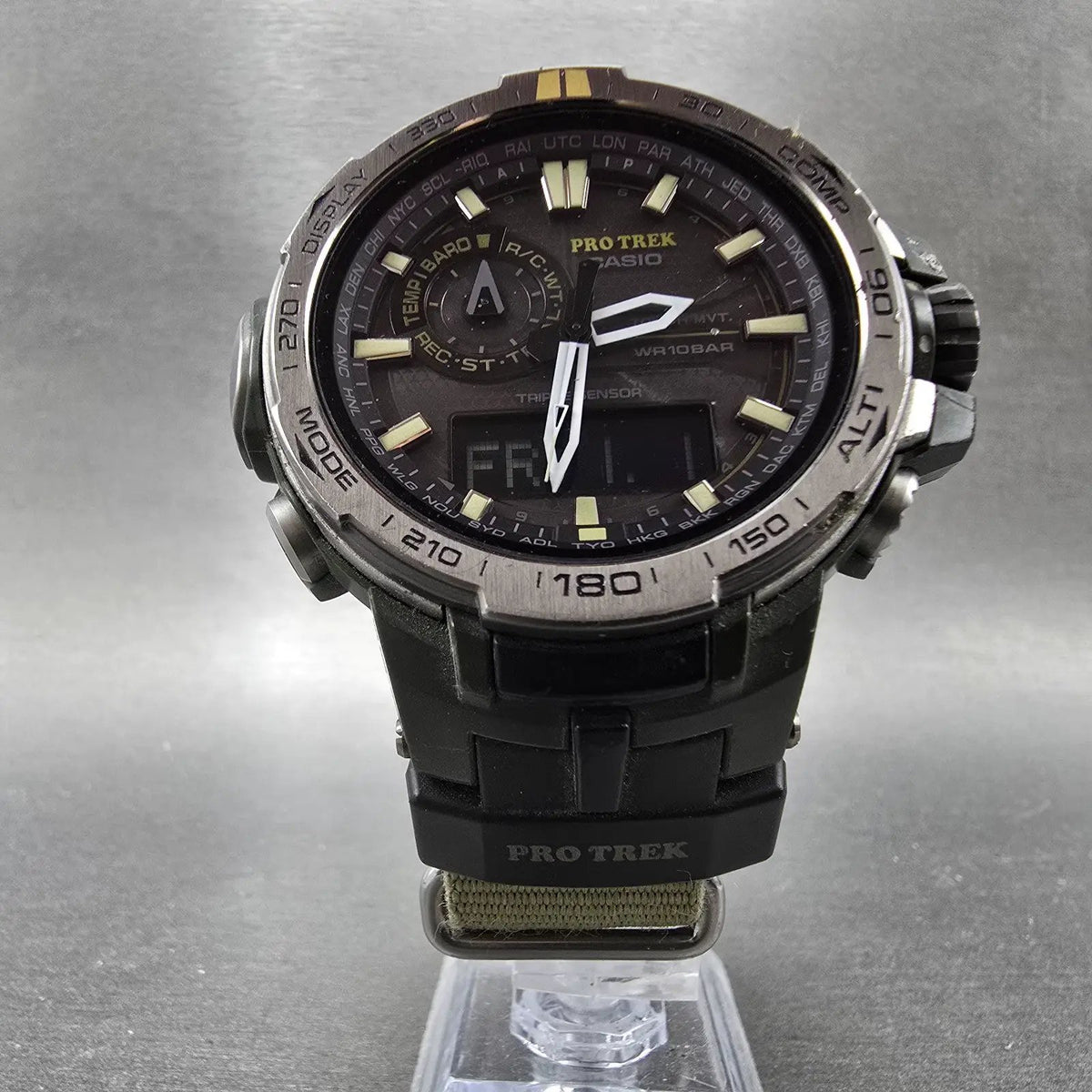 Casio Protrek Watch Men 51mm Gray Dial Green Triple Sensor Solar PRW-6000SG Runs5