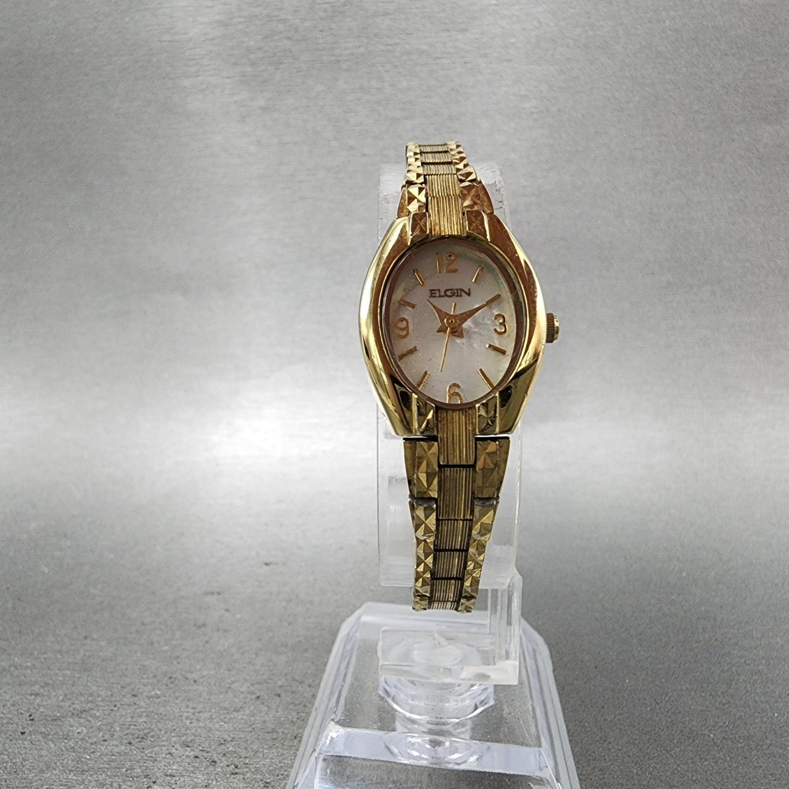 Elgin Watch Women 18mm MOP Dial Gold Tone Oval EG388 New Battery5