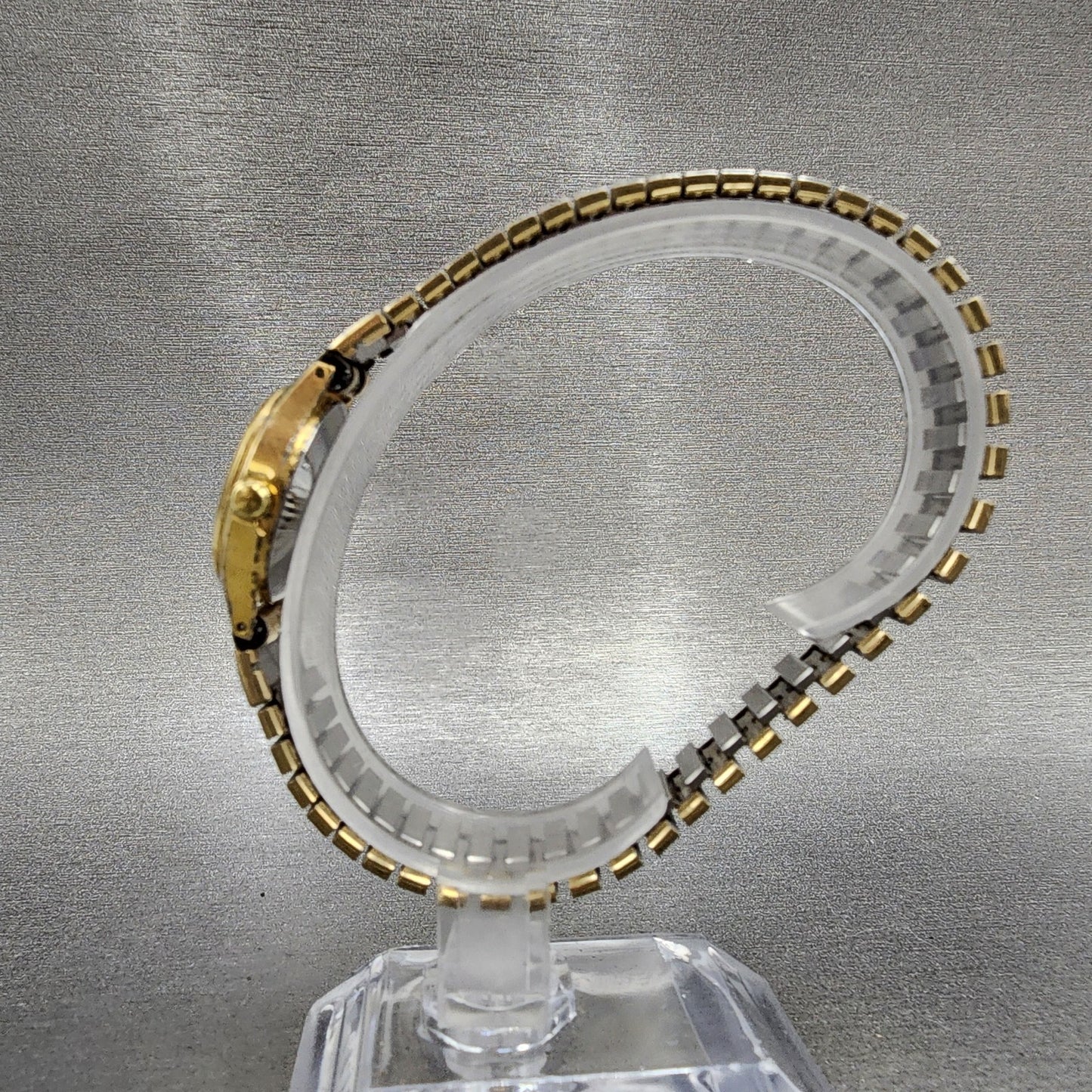Seiko Watch Women 23mm Champagne Dial Gold Tone Round 47000059 New Battery6