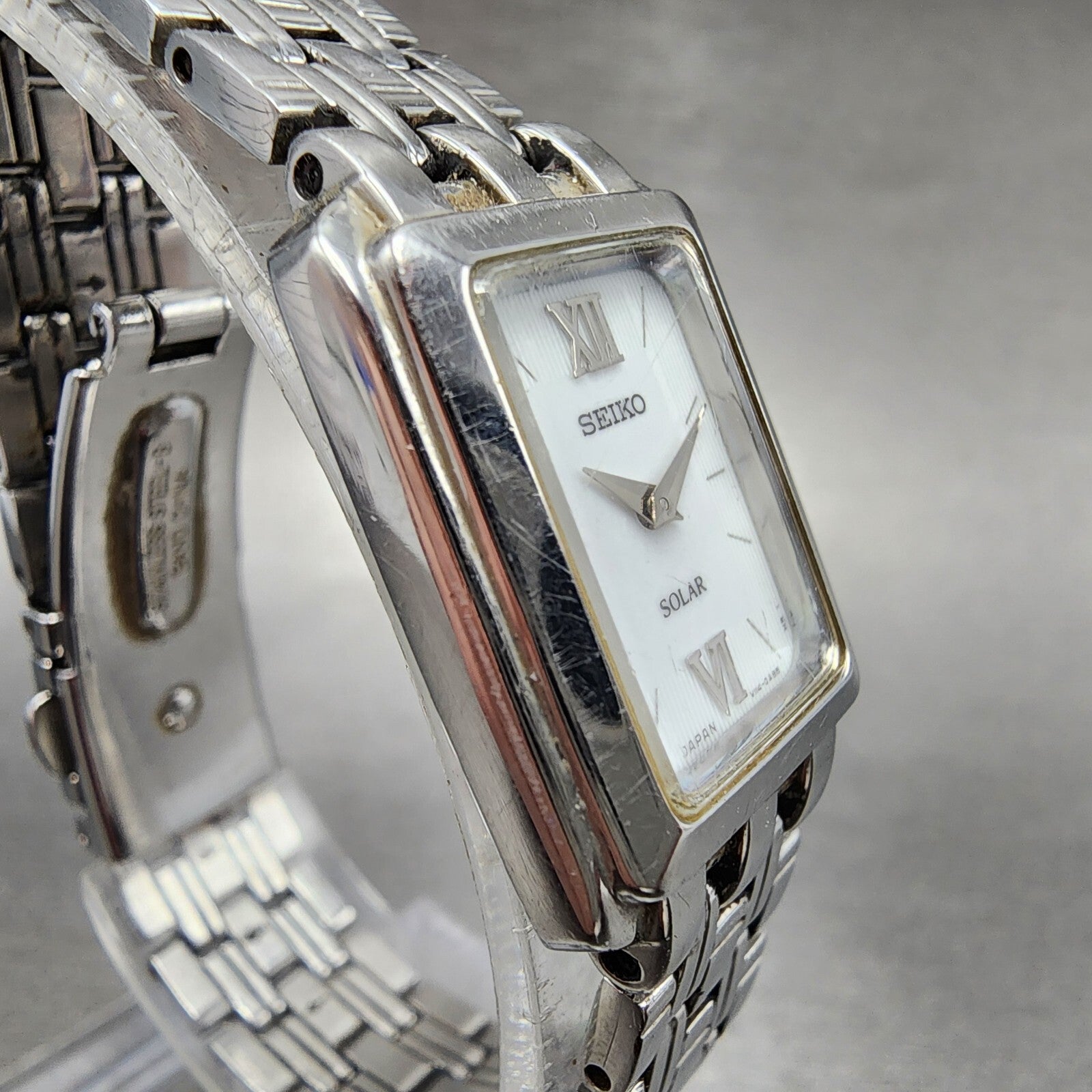 Seiko Solar Tank Watch Women 18mm White Dial Steel Rectangle V1140AC0 Runs3
