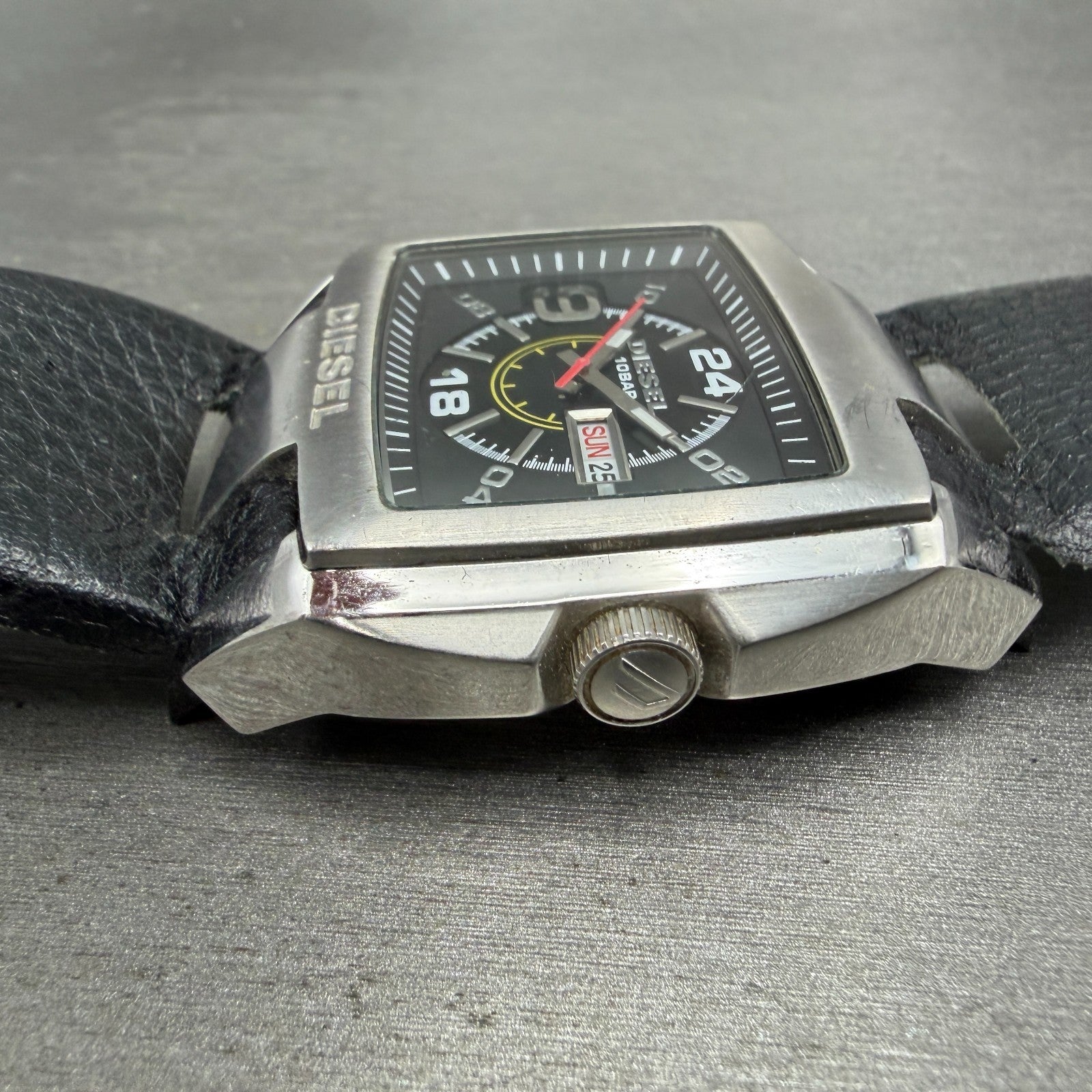 Diesel Bugout Watch Men 49mm Black Dial Steel Daydate Rectangle DZ-1215 New Batt3