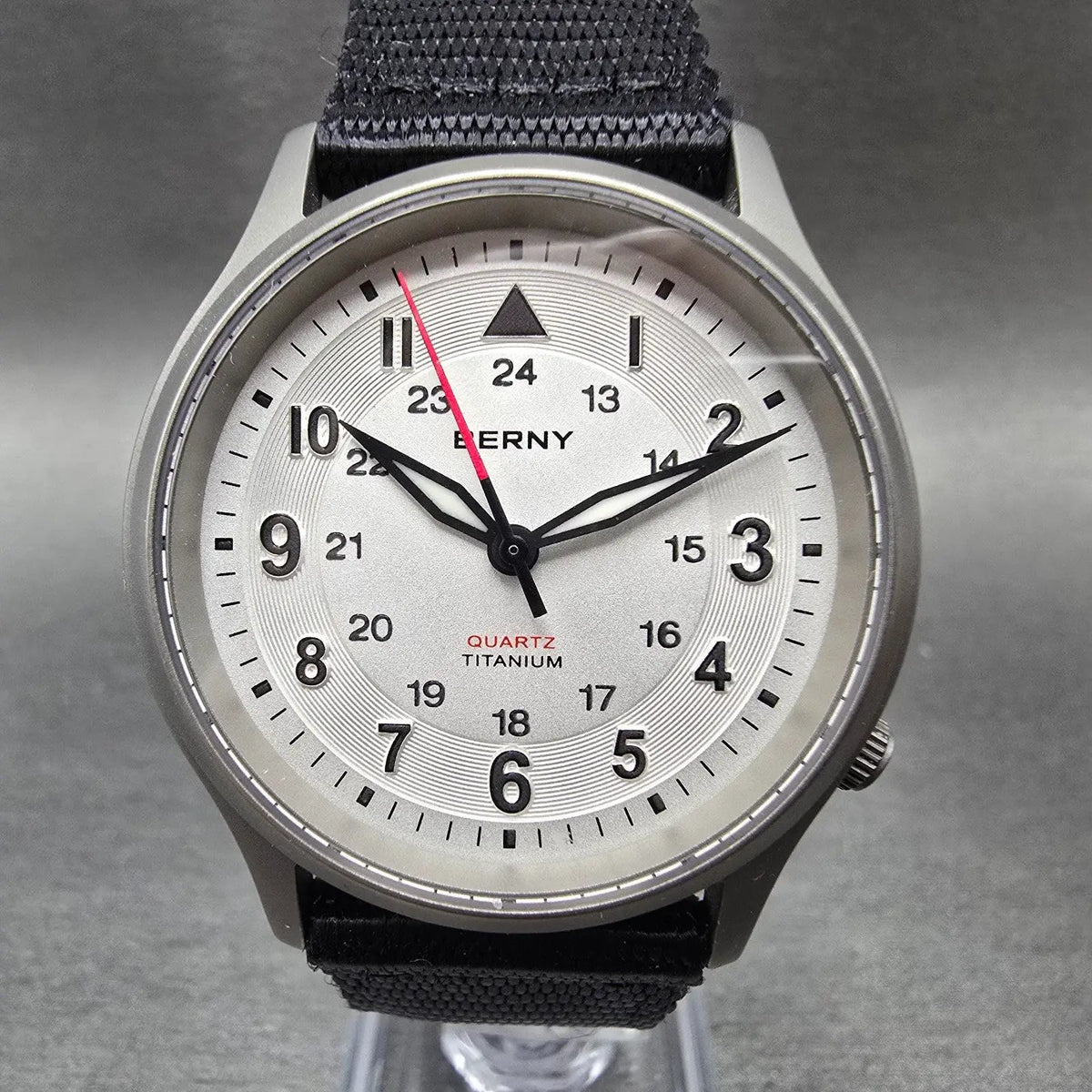 BERNY Field Watch Men 37mm Silver Dial Titanium Round New Battery1