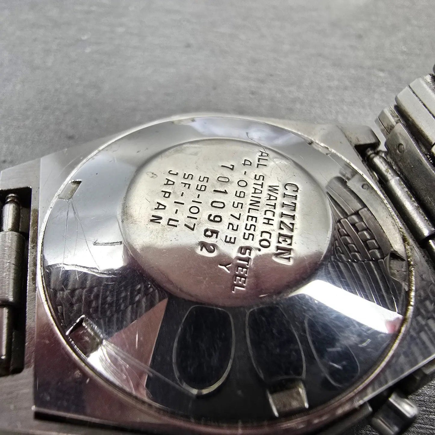 Citizen CQ Watch Men 37mm Silver Digital Chronograph 4-095723 New Battery VTG9