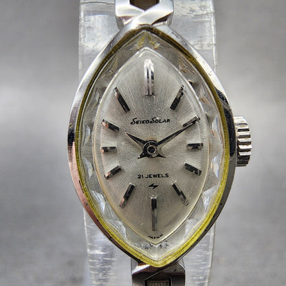 Seiko Solar Watch Women 15mm White Dial White Gold Plated Manual Wind Runs VTG1