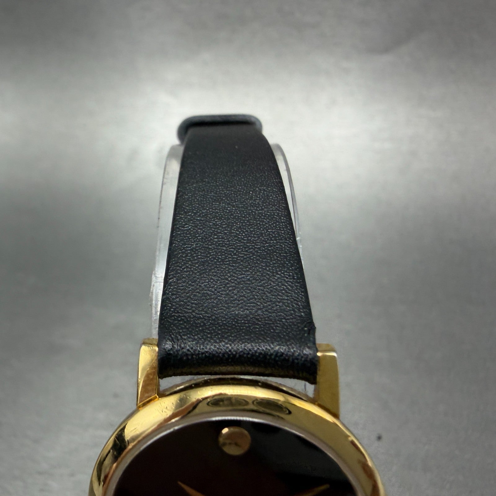 Movado Muesem Watch Women 26mm Black Dial Gold Tone Round 87 E4 0834 New Battery4