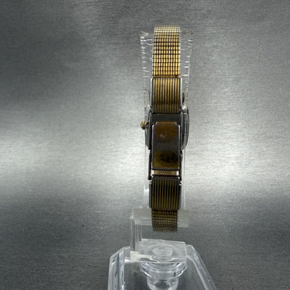 Seiko Tank Watch Women 17mm Champagne Dial Gold Tone 5420-5319 New Battery7