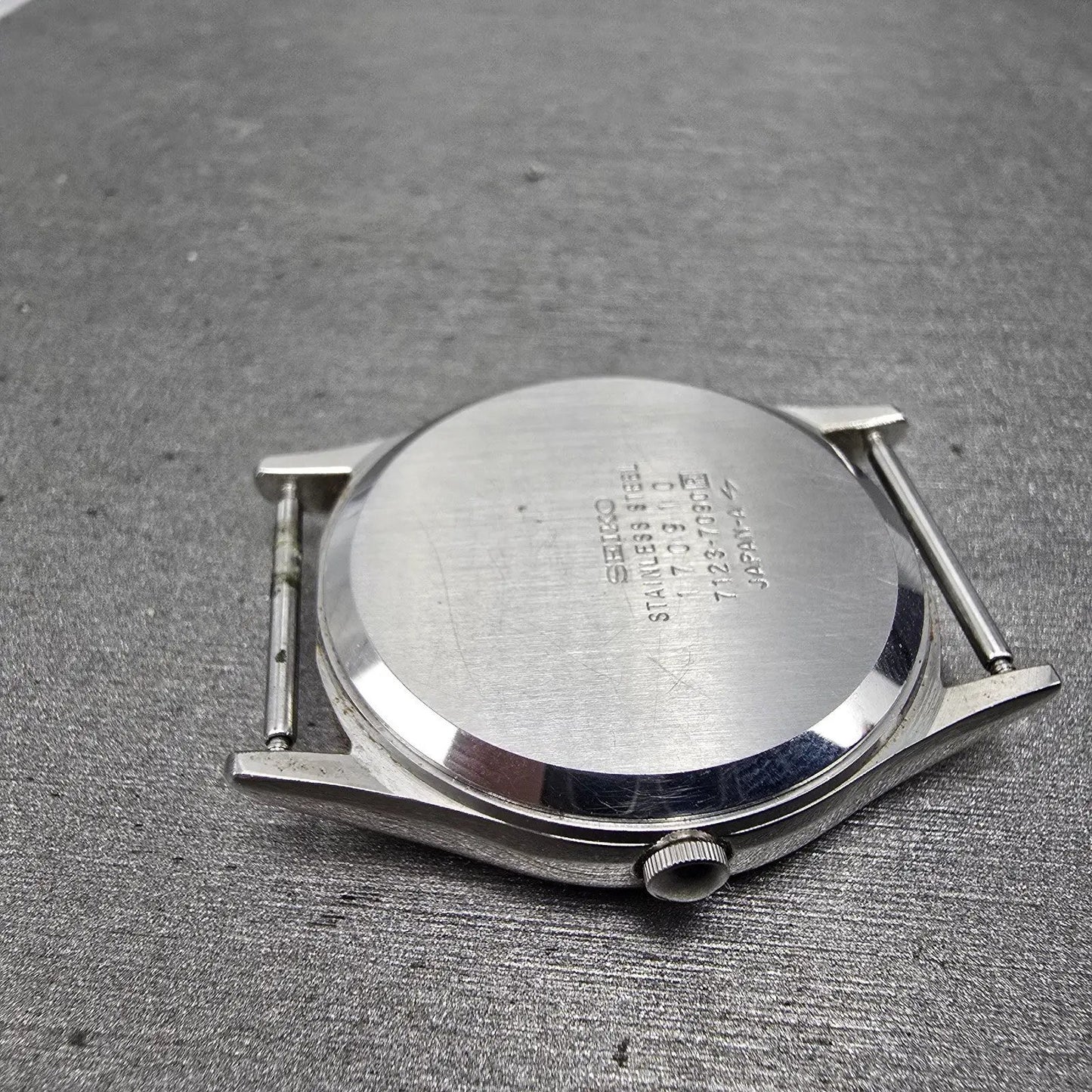 Seiko Watch Men 32mm Silver Dial Silver Tone Daydate Round 7123-7090 PARTS VTG10