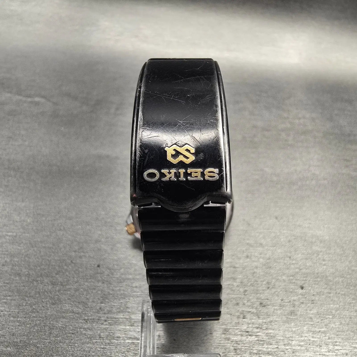 Seiko Sports 100 Watch Men 37mm Black Dial Two Tone Daydate 6923-7069 New Batt7