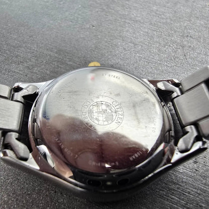 Citizen Eco-Drive Watch Women 26mm White Dial Two Tone Daydate E001-S053480 RunP9