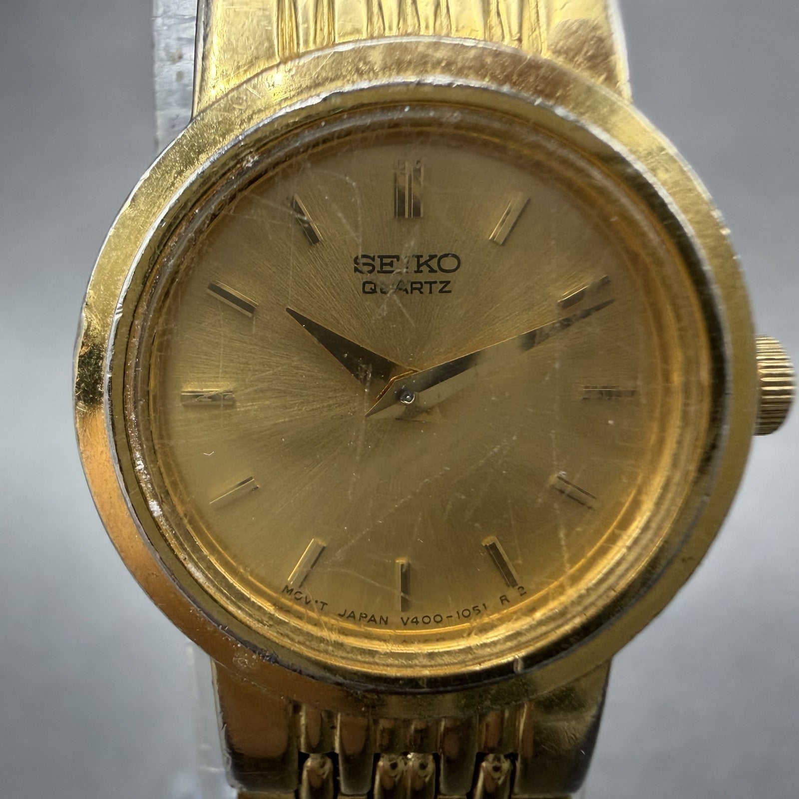Seiko Watch Women 20mm Champagne Dial Gold Tone Round V400-0368 New Battery1