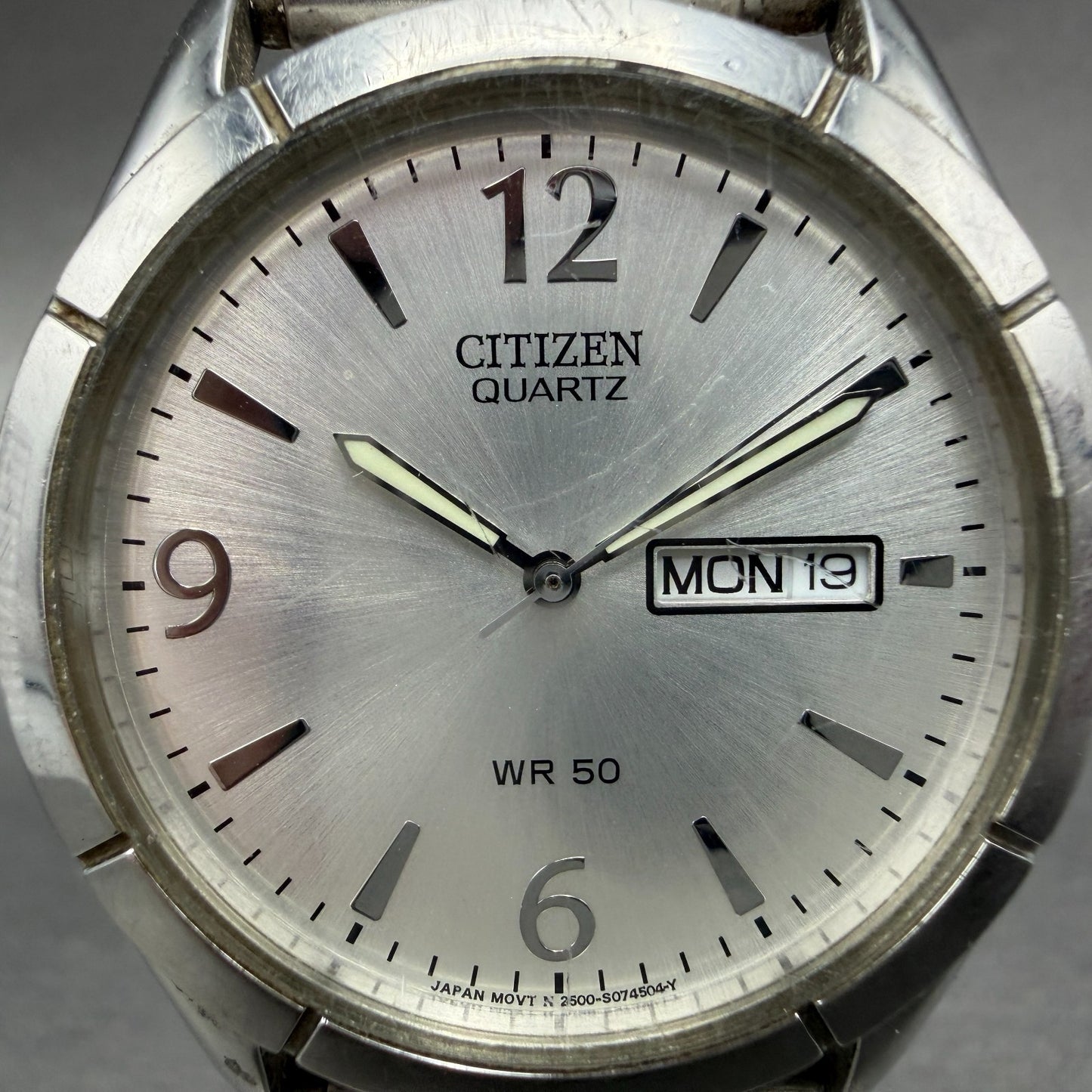Citizen Watch Men 37mm Silver Dial Silver Tone Daydate Round 2500-S047412 NewBat1