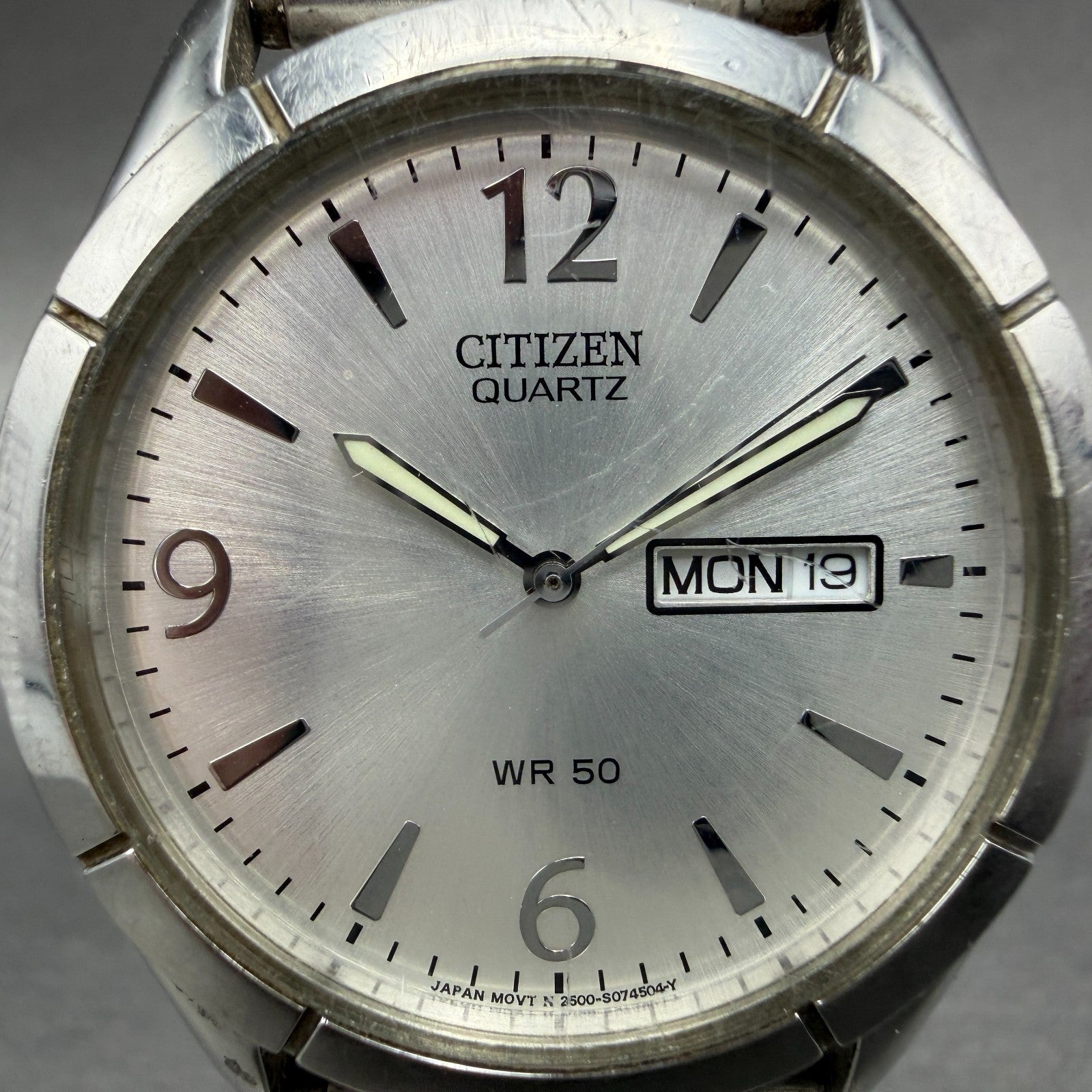 Citizen Watch Men 37mm Silver Dial Silver Tone Daydate Round 2500-S047412 NewBat1