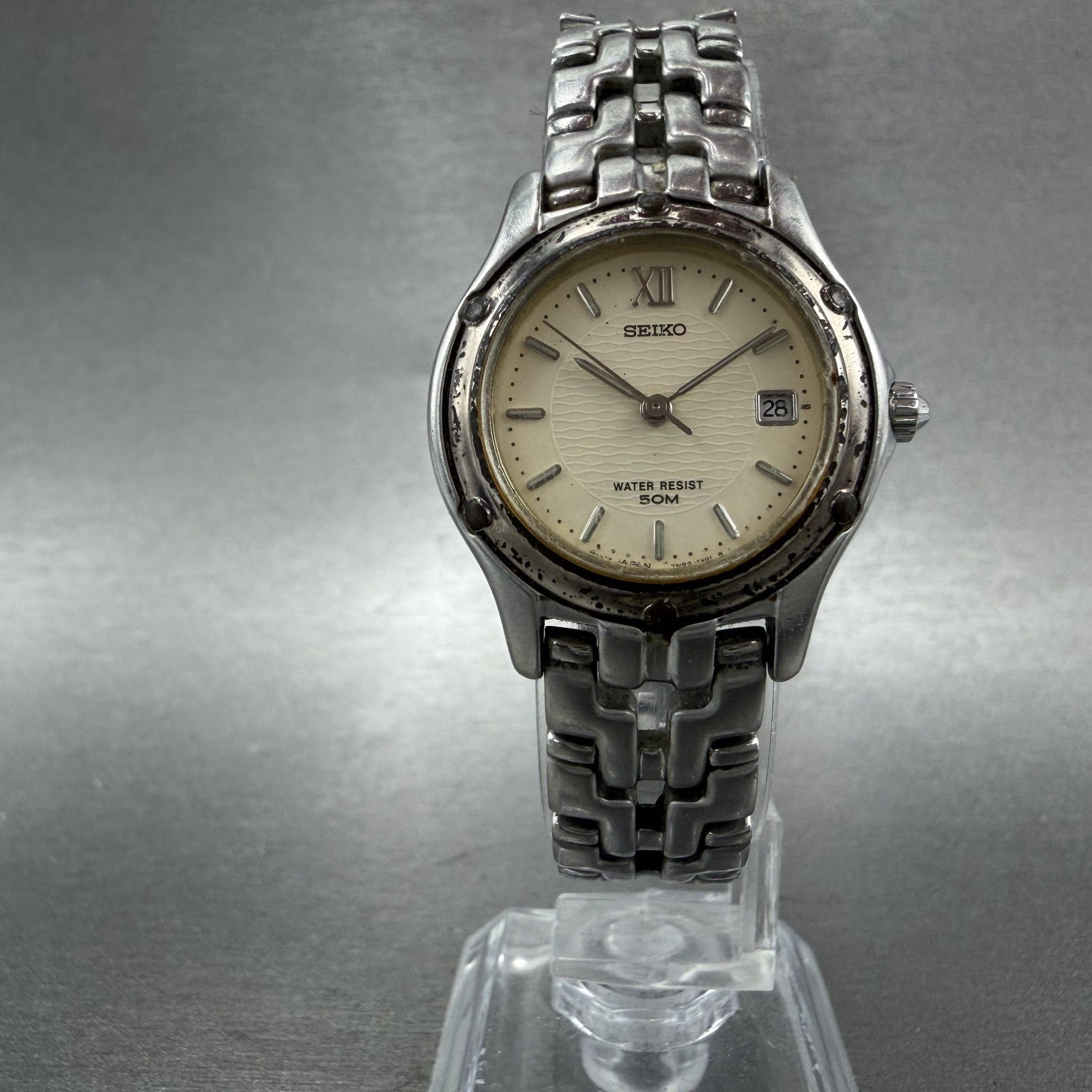 Seiko Watch Women 26mm Cream Dial Silver Tone Date Round 7N820599 New Battery Q5