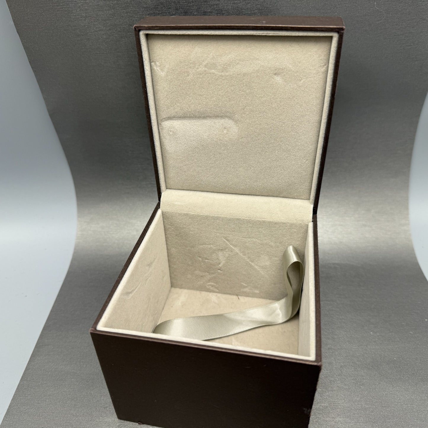 Gucci Watch Box Presentation Brown Cardboard Display Gift MISSING INSERT6