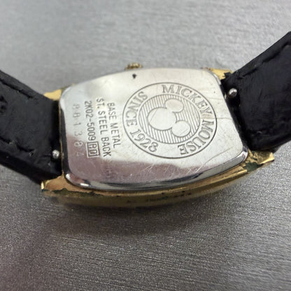 Seiko Mickey Mouse Watch Women 21mm White Dial Gold Rectangle 2K025009 NewBat9