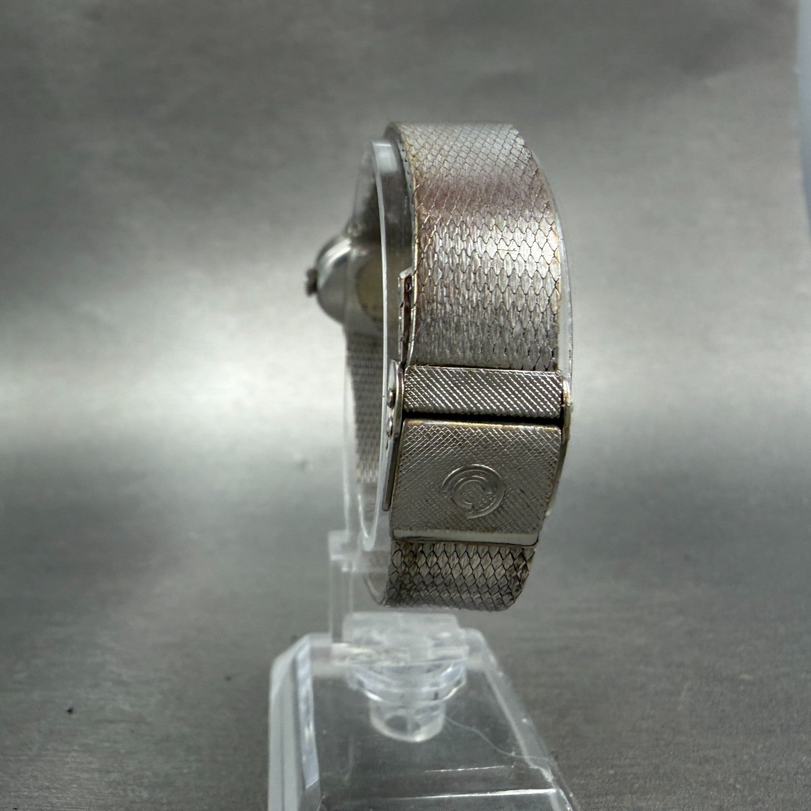 Certina Watch Women 25mm Silver Dial Silver Tone Manaul Wind Oval Runs VTG7