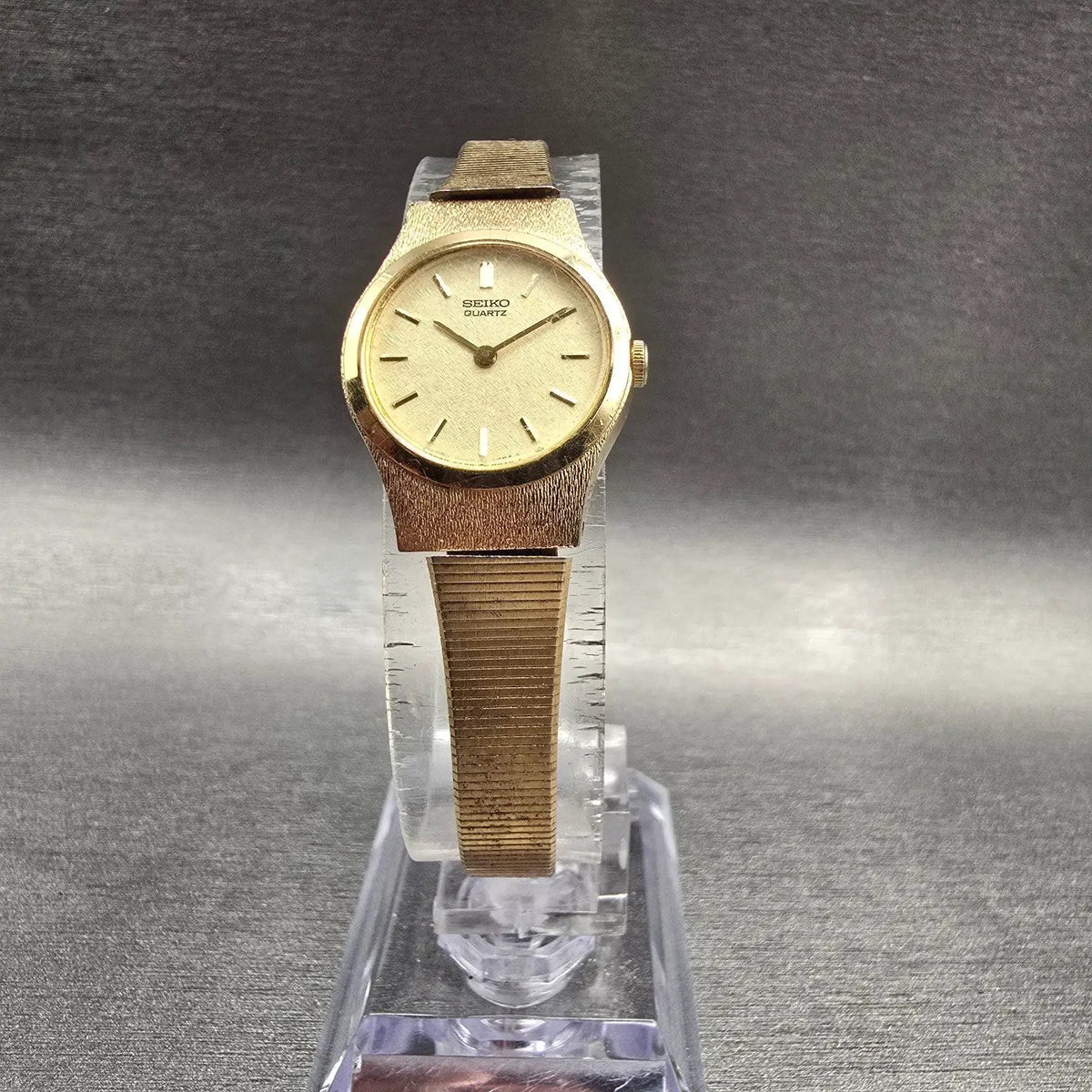 Seiko Watch Women 19mm Champagne Dial Gold Tone Round 2C20-0029 New Battery VTGT5