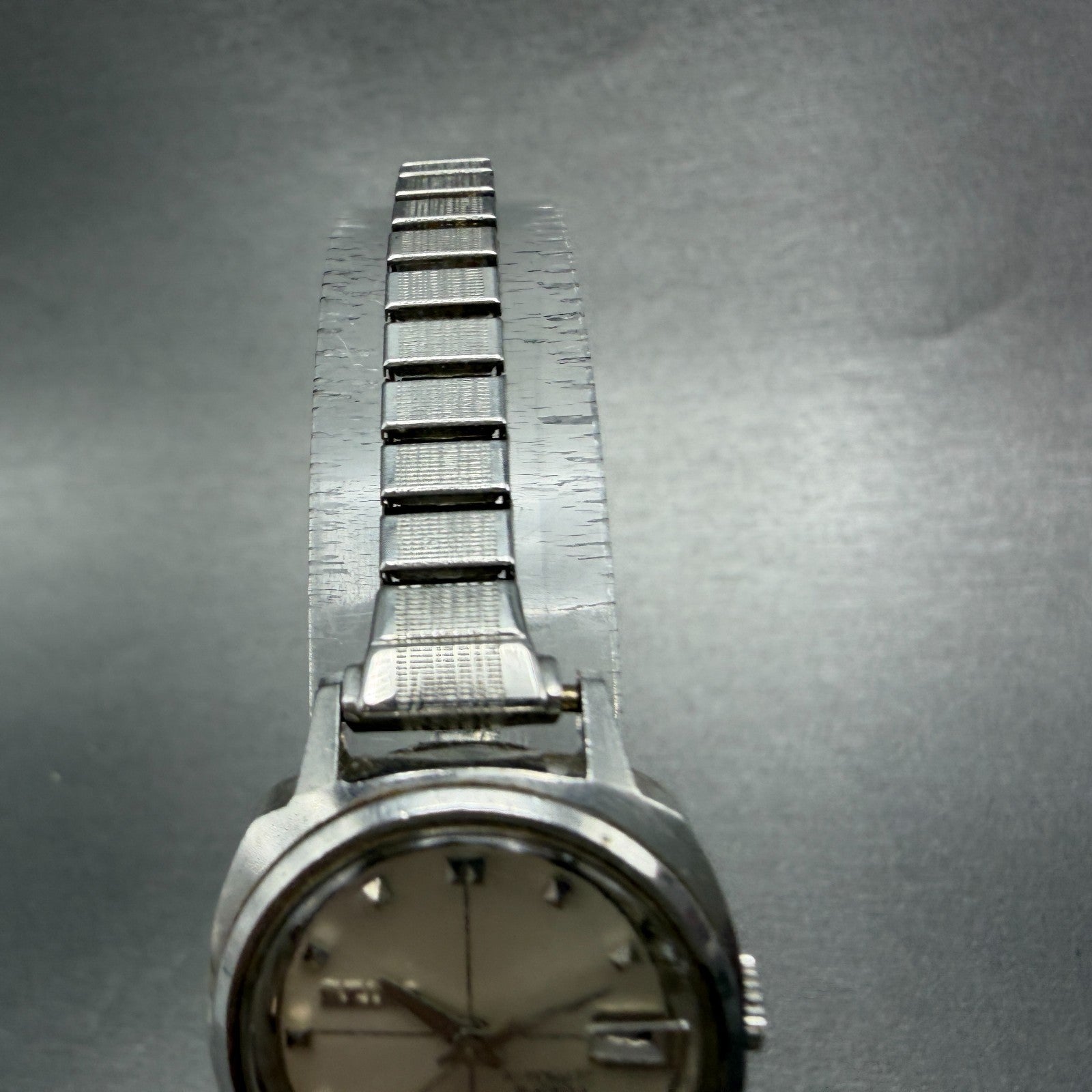 Seiko Automatic Watch Women 22mm Silver Dial Silver Tone Date 2517-0291 PARTS5