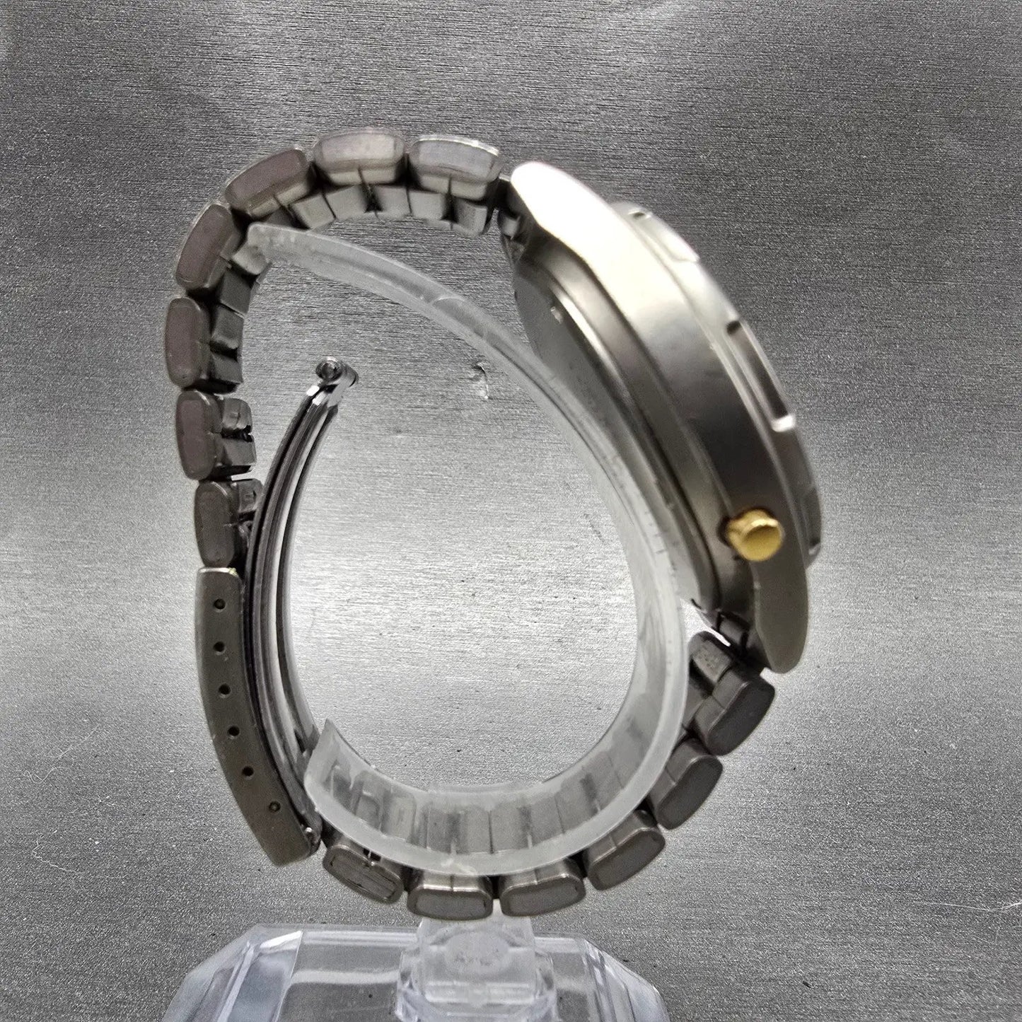 Seiko Alba Epsilon Watch Men 41mm Black Dial Titanium Ana Digi Y911-0A10 PARTS9