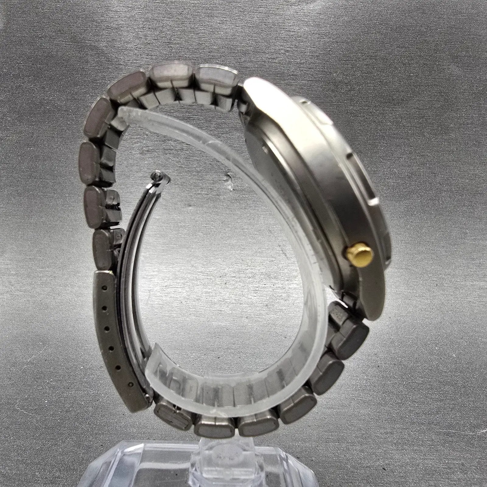 Seiko Alba Epsilon Watch Men 41mm Black Dial Titanium Ana Digi Y911-0A10 PARTS9