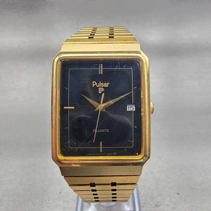 Seiko Pulsar Watch Men 27mm Black Dial Gold Tone Rectangle Date V322-5070 NewBat0