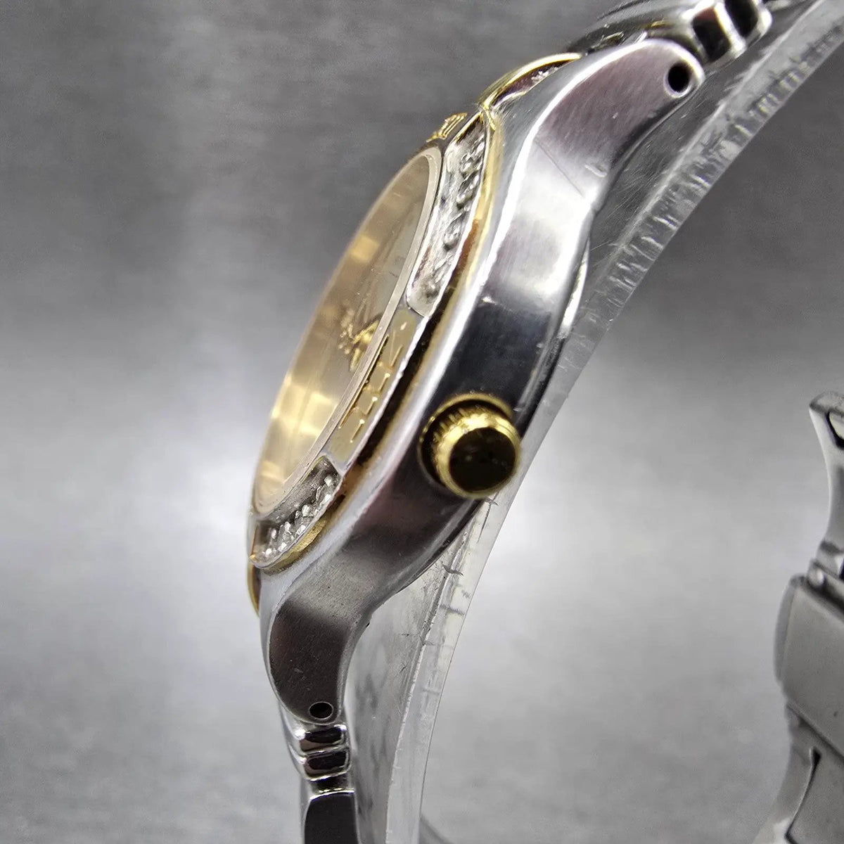 Wittnauer Watch Women 25mm Silver Dial Two Tone Date Round 12R12 New Battery2