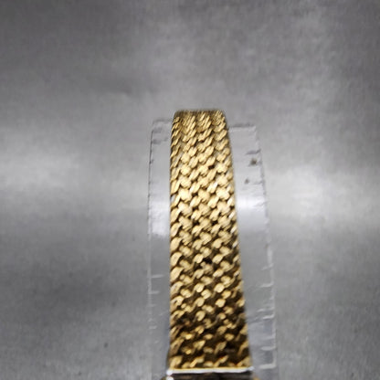 Bulova Caravelle Watch Women 17mm Cream Dial Gold Tone Mesh Band 46K02 New Batt4
