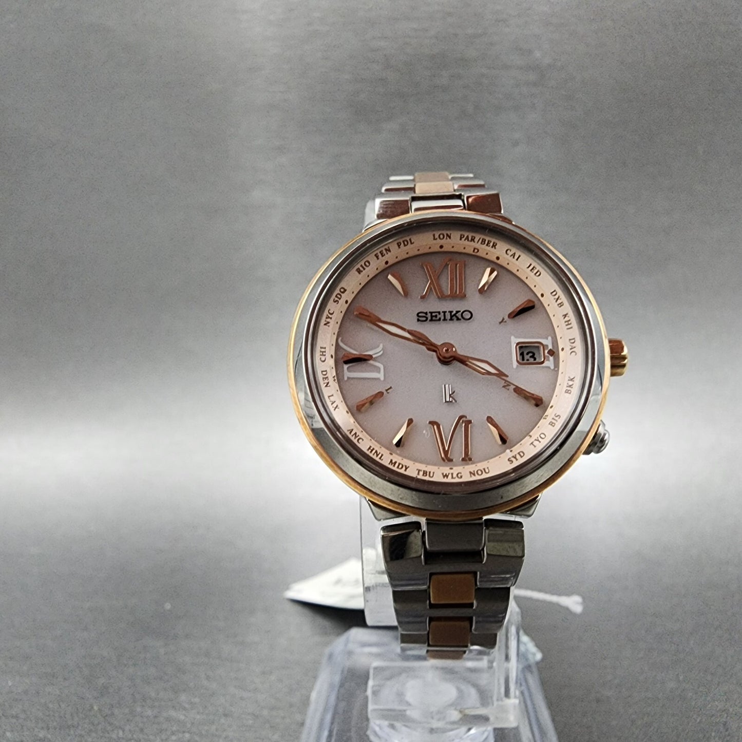 Seiko Lukia Watch Women 28mm Silver Dial Two Tone Date Solar Round Runs SSVV0205