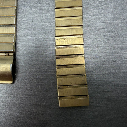 Seiko Bracelet 18mm Gold Tone Stainless Steel MISSING A PIECE Z1355L VTG1