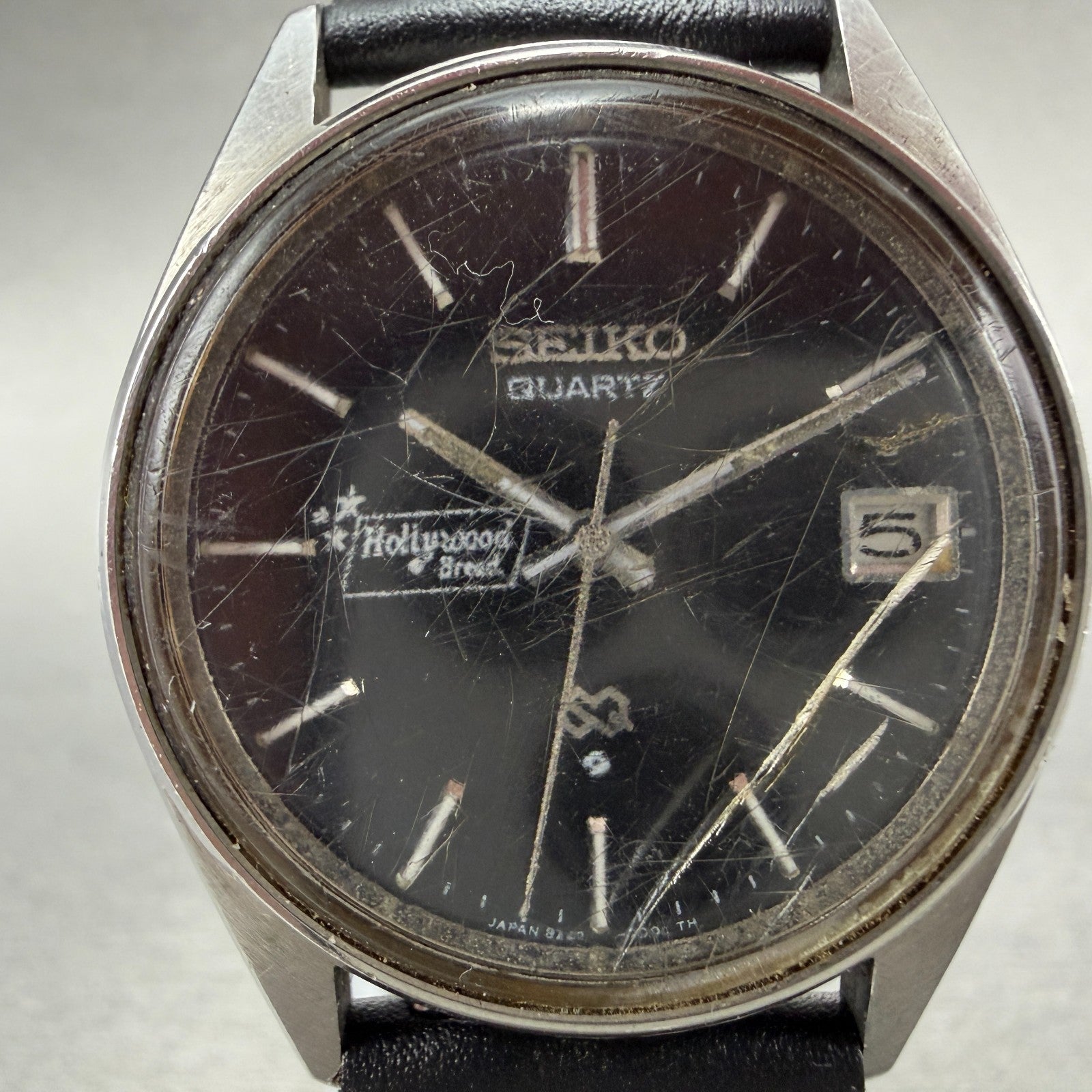 Seiko SQ Watch Men 34mm Black Dial Silver Tone Date 8222-7009 New Battery VTG1