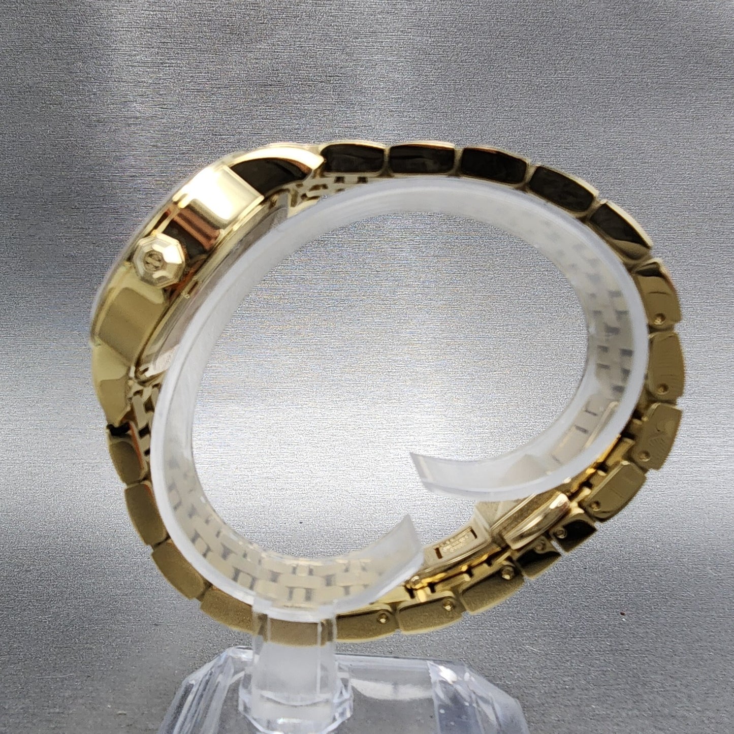 Tory Burch The Tory Watch Women 34mm Red Dial Gold Tone Round TBW10567
