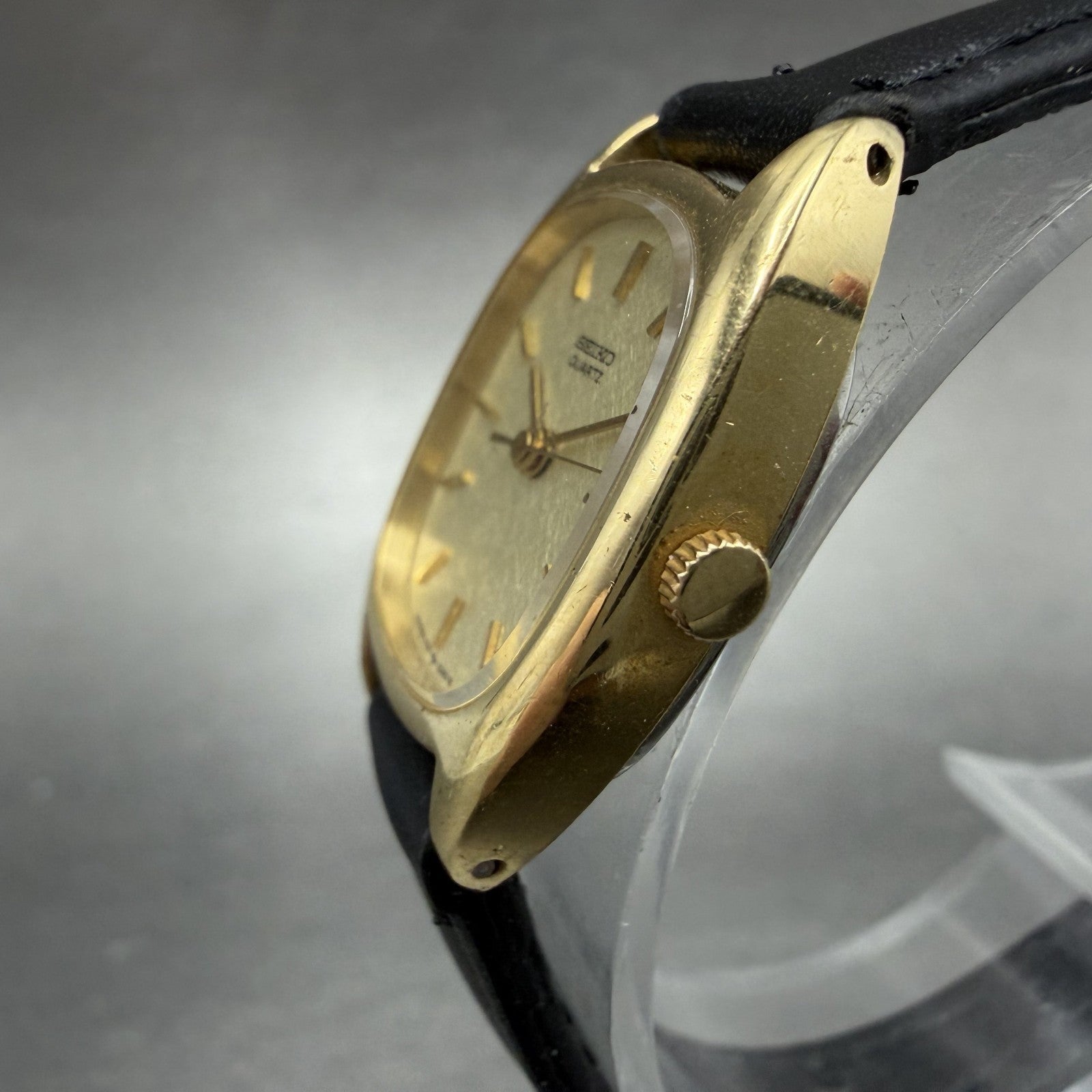 Seiko Watch Women 19mm Champagne Dial Gold Tone Rectangle 1421-5620 New Battery2