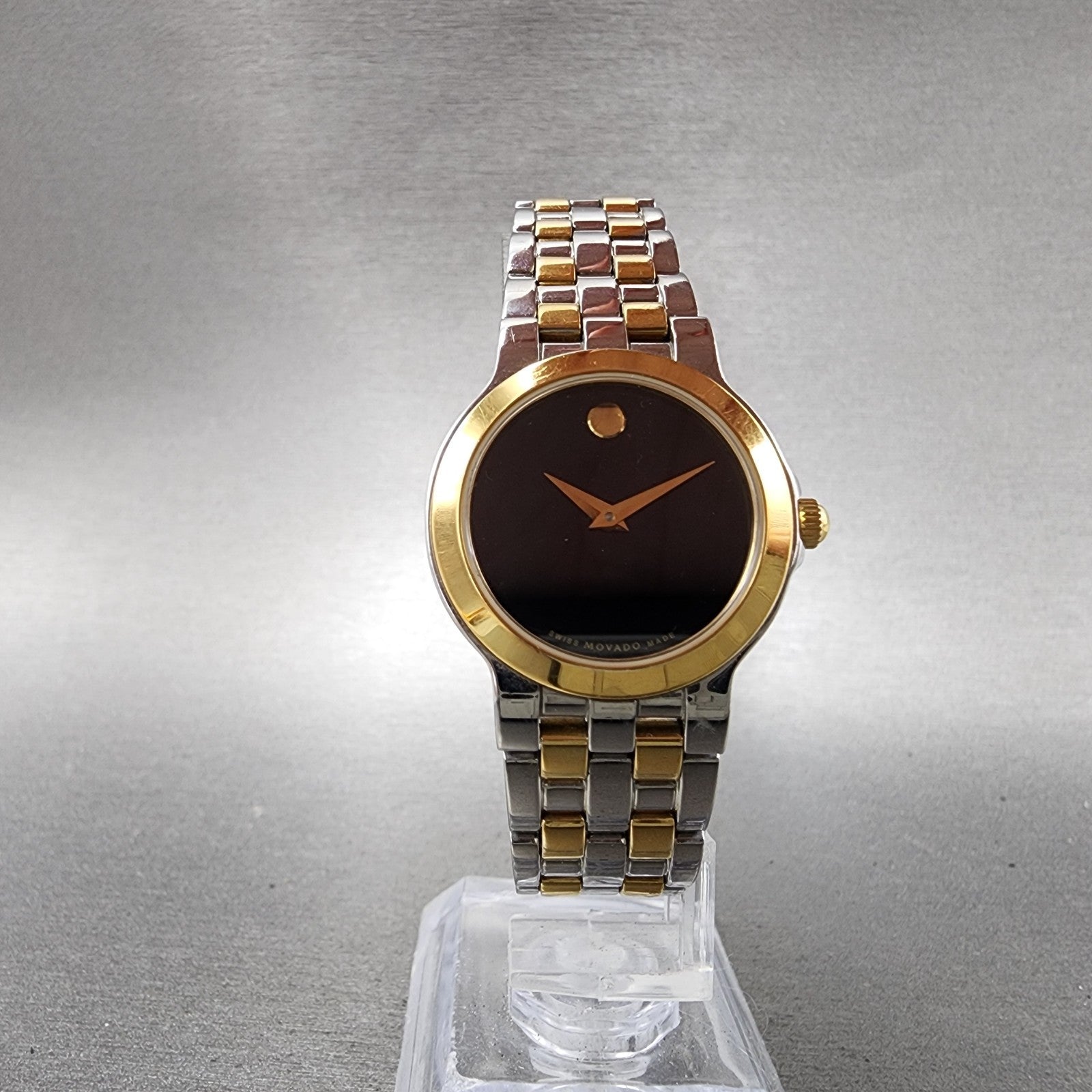 Movado Museum Watch Women 26mm Black Dial Two Tone Round 81 E4 1855 New Battery5