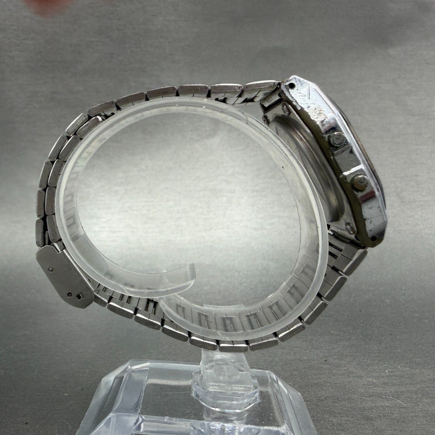 Casio A163W Watch Men 33mm Digital Silver Tone Alarm Chrono Octagon New batt VTG8