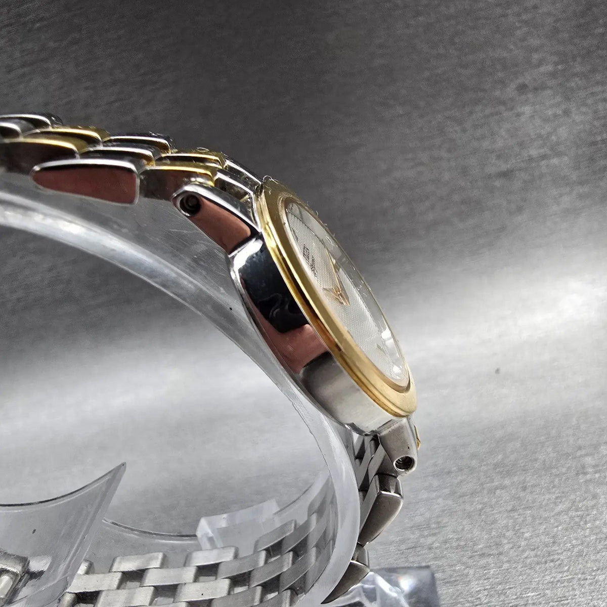 Citizen Elegance Watch Women 23mm Silver Dial Two Tone Round 5920-S76221 New Bat3