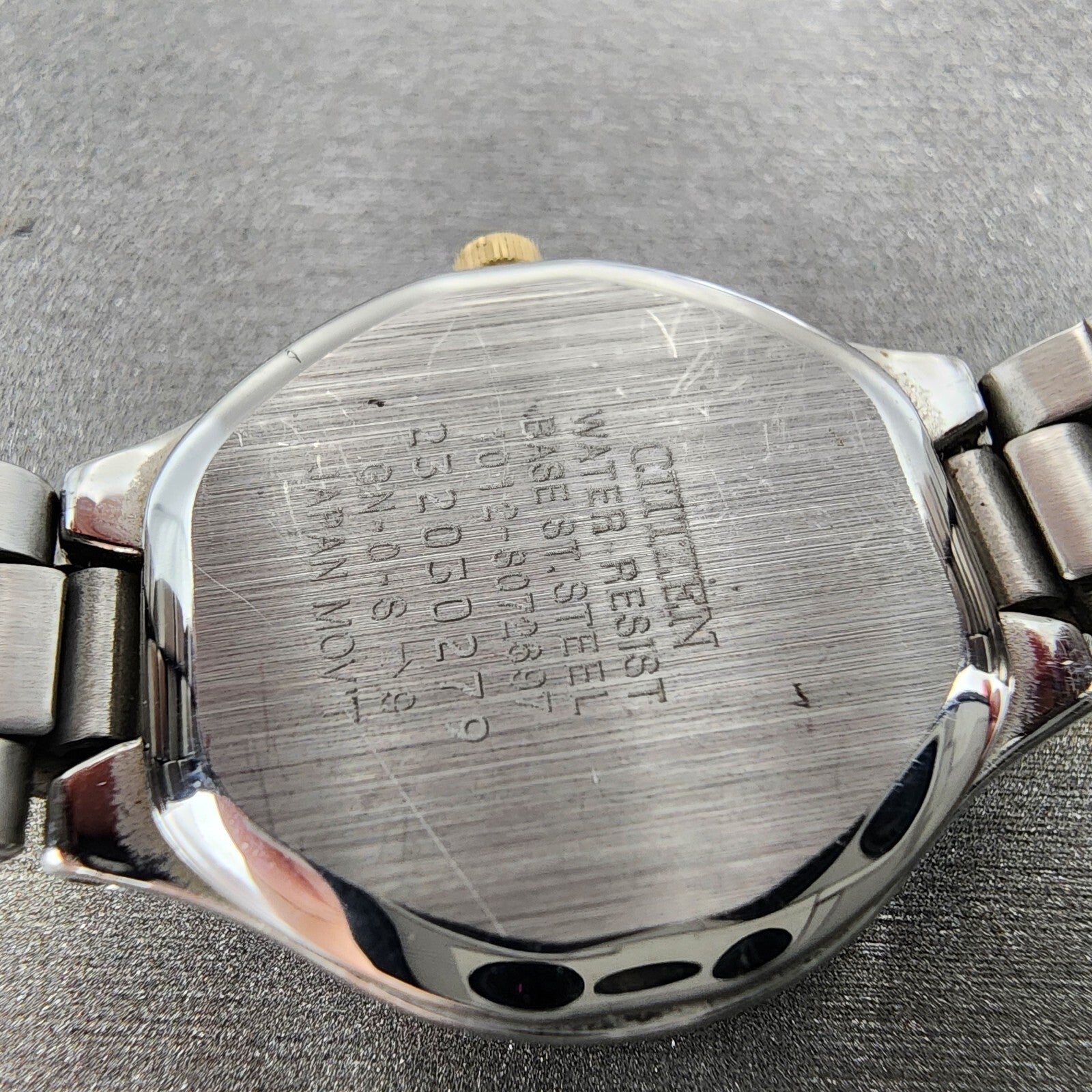 Citizen Watch Women 23mm Silver Dial Two Tone Date Round eu225451a New Battery19