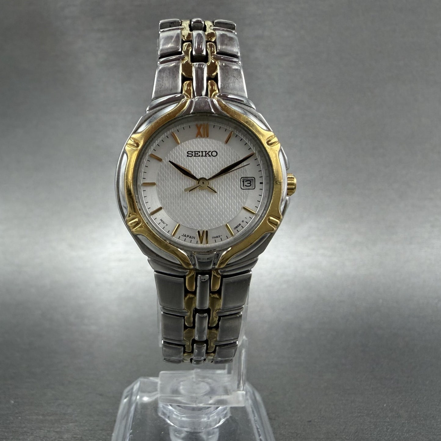 Seiko Watch Women 26mm Silver Dial Two Tone Date Round 7n820at0 New Battery5