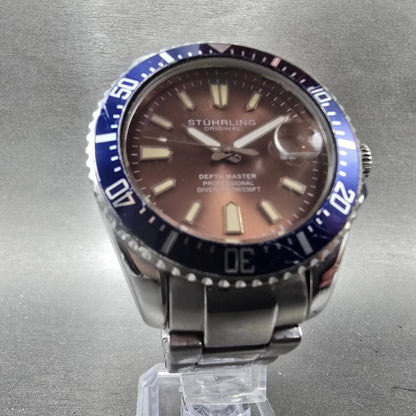 Stuhrling Depthmaster Dive Watch Men 43mm Gray Dial Steel Date Round New Battery5