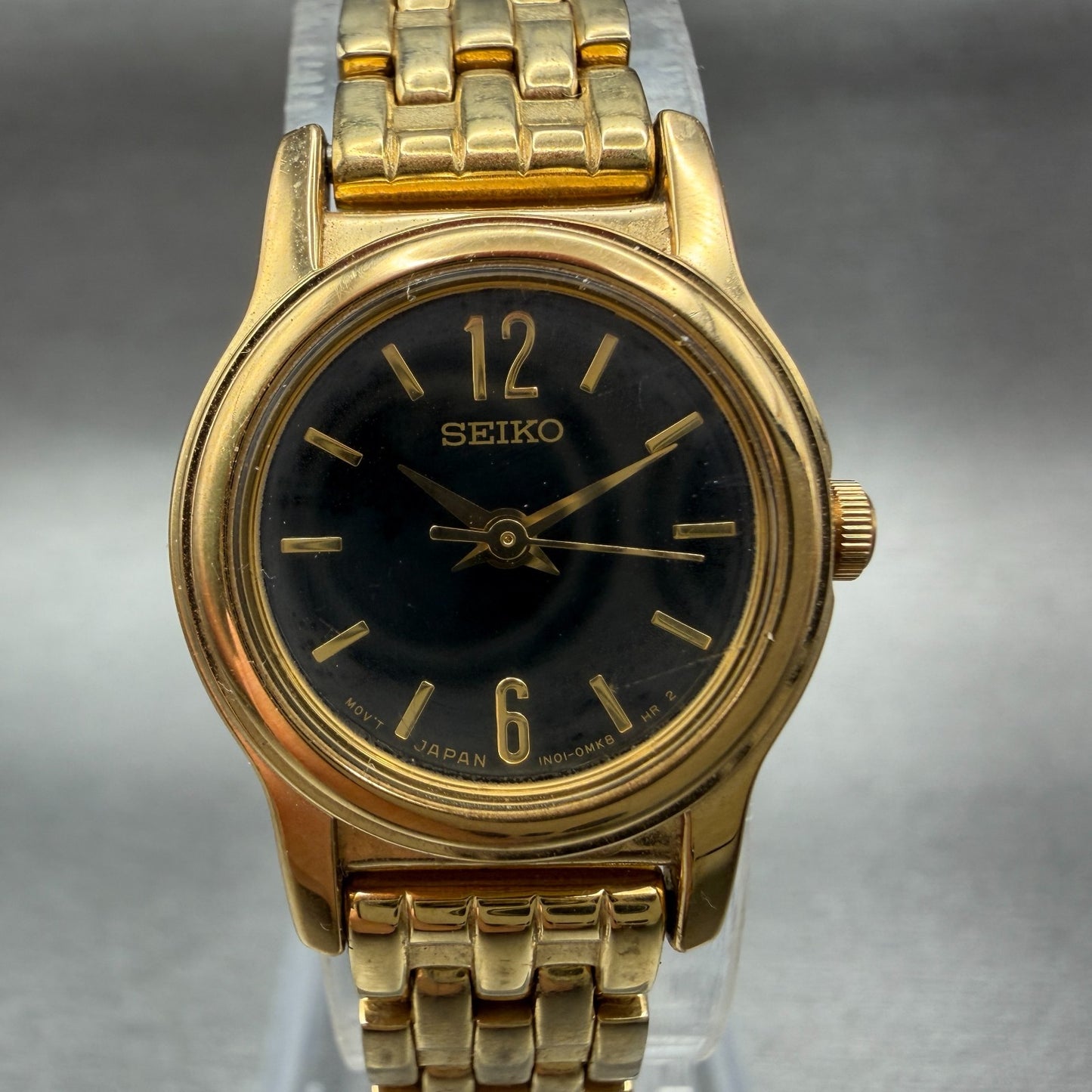 Seiko Watch Women 19mm Black Dial Gold Tone Round 1n01-0gd0 New Battery Vintage1