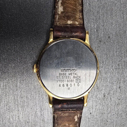 Seiko Watch Women 26mm White Dial Gold Tone Round V700-6091 New Battery VTG JP3310
