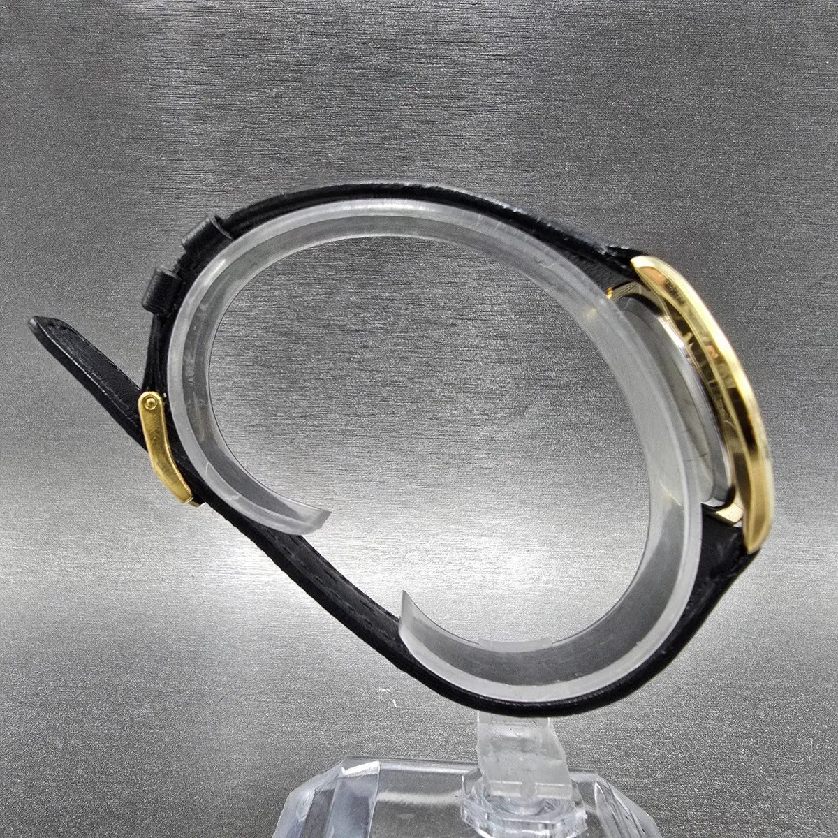 Movado Museum Watch Men 33mm Black Dial Gold Tone Round 88-64-860N New Battery9