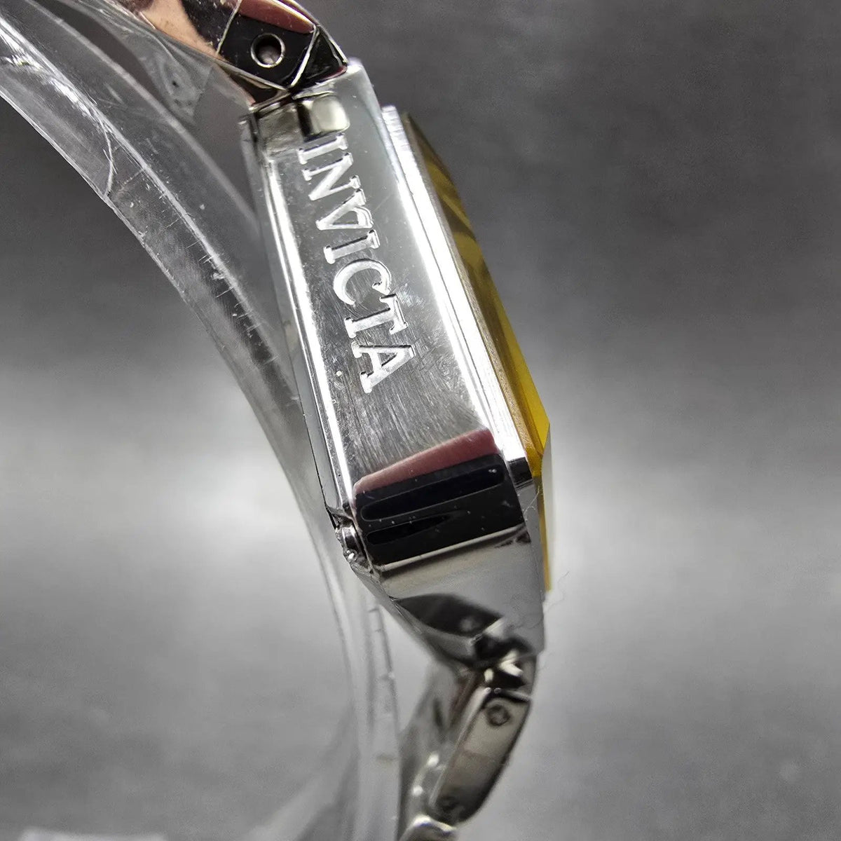 Invicta Wildflower Watch Women 30mm Yellow Dial Silver Crystals Square New Batt3