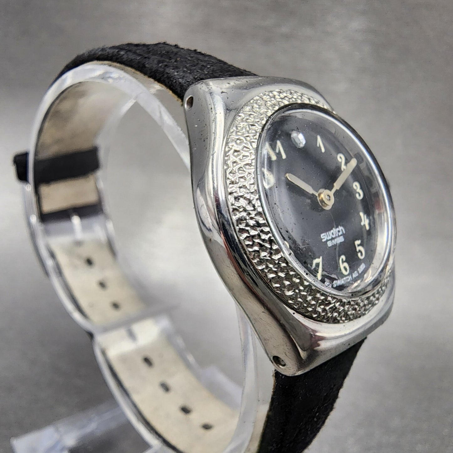 Swatch Irony Uccello Watch Women 25mm Black Dial Steel Round YSS152 New Battery