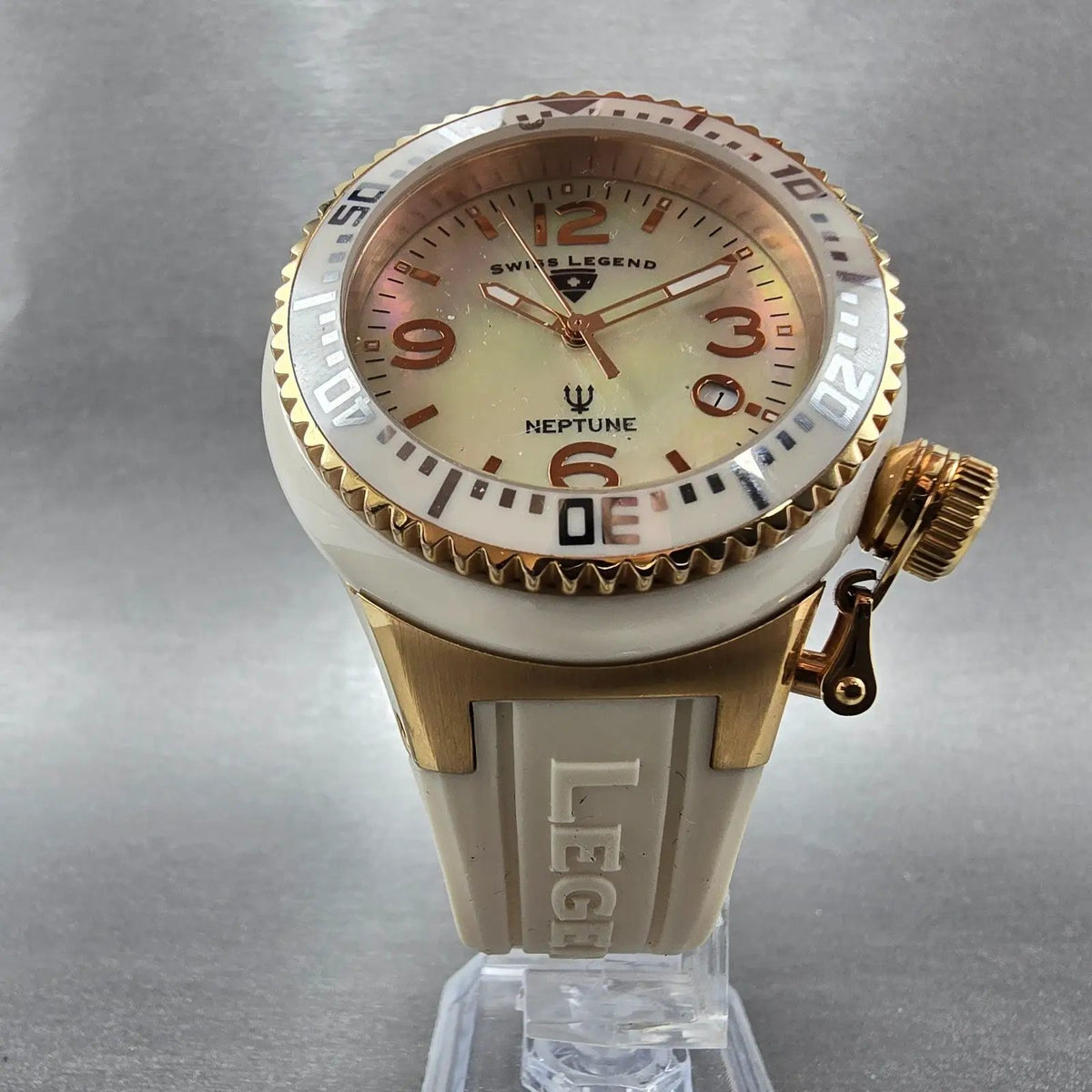 Swiss Legend Neptune Watch Women 44mm MOP Dial Rose Gold Date Round New Battery5