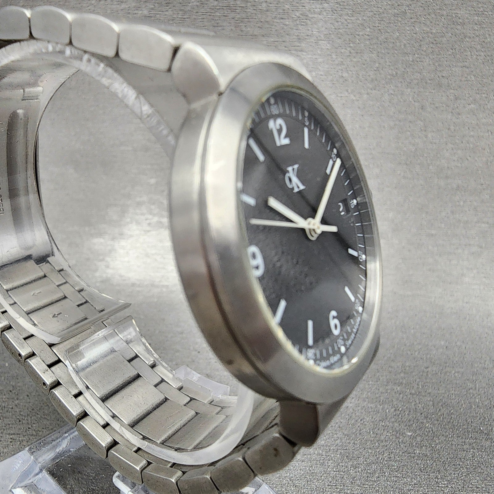Calvin Klein Watch Men 34mm Gray Dial Stainless Steel Date Round New Battery3