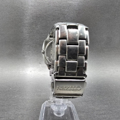 Citizen Eco-Drive Watch Men 39mm Silver Dial Silver Tone Date E111-S022240 RunsT7