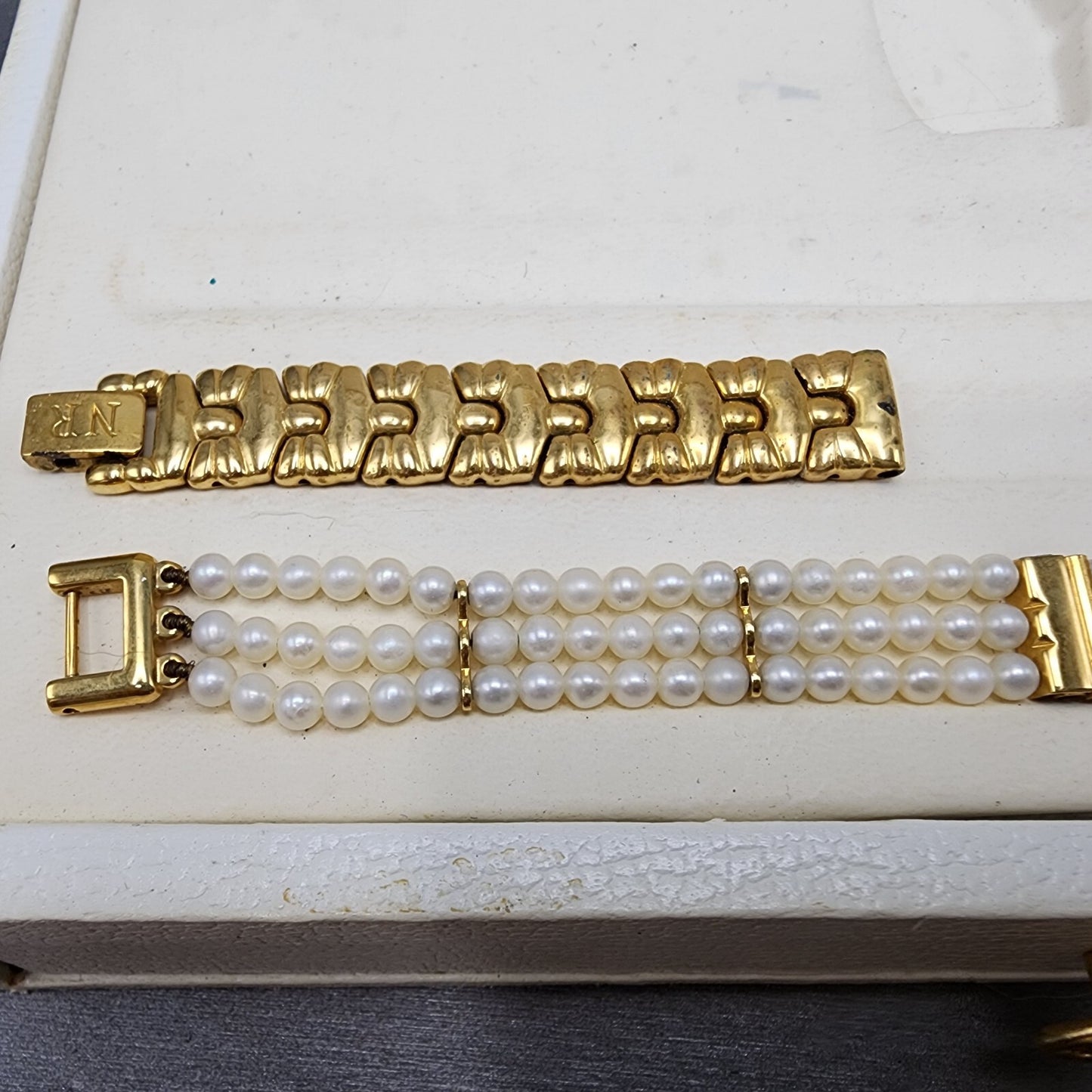 Nina Ricci Tank Watch Women 18mm MOP Dial Gold Plated Rectangle  New Battery13